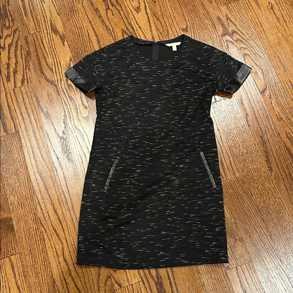 Yes Ladies All Season Dress Banana Republic Sz 2